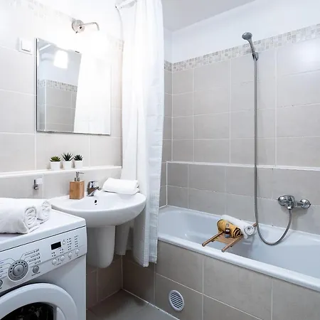 Passage By Vagabond Downtown Apartment