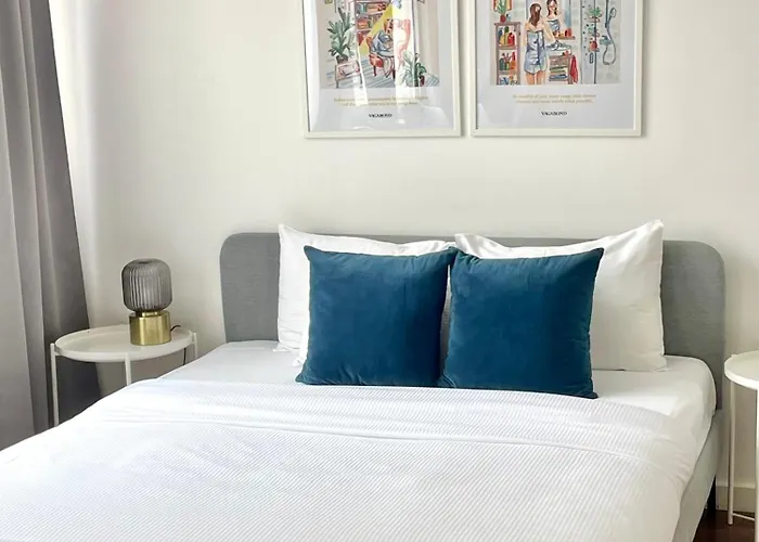 Passage By Vagabond Downtown *