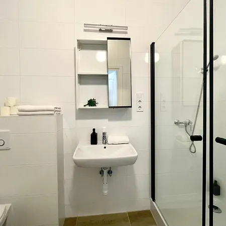 Passage By Vagabond Downtown Apartament *